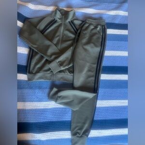 Fashion Nova track suit